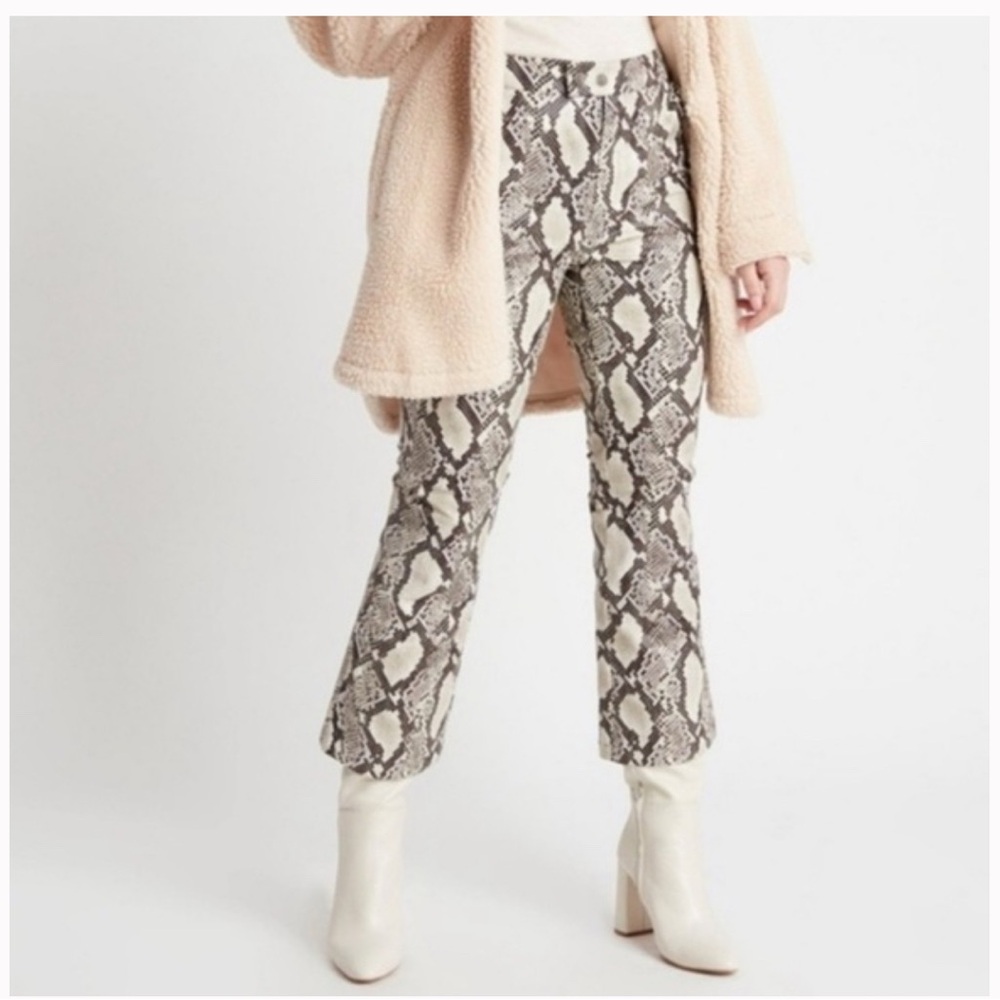 NWT Snake Print Straight Leg Crop Pants - Beige